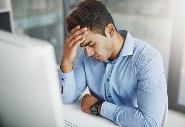 vrouw, wetenschapper aan het werk 